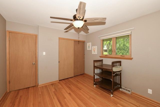 1900 N 166th STREET, Brookfield, WI 53005