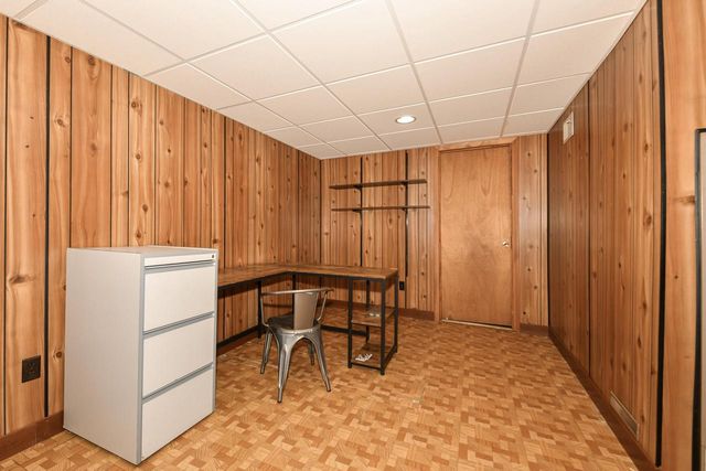 1900 N 166th STREET, Brookfield, WI 53005