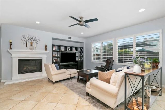 32130 Spun Cotton, Winchester, CA 92596