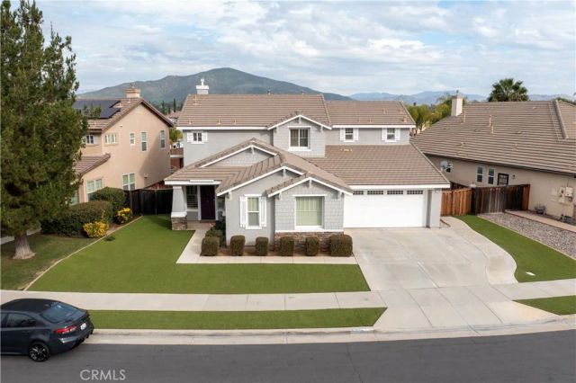 32130 Spun Cotton, Winchester, CA 92596