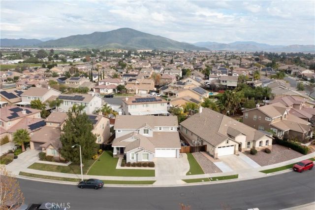 32130 Spun Cotton, Winchester, CA 92596