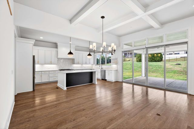 104 Hadley Reserve Ct, Nolensville, TN 37135