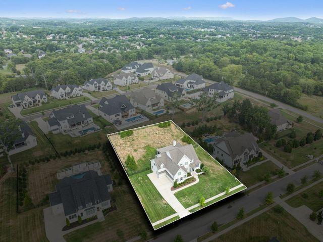 104 Hadley Reserve Ct, Nolensville, TN 37135