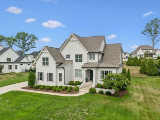 104 Hadley Reserve Ct, Nolensville, TN 37135