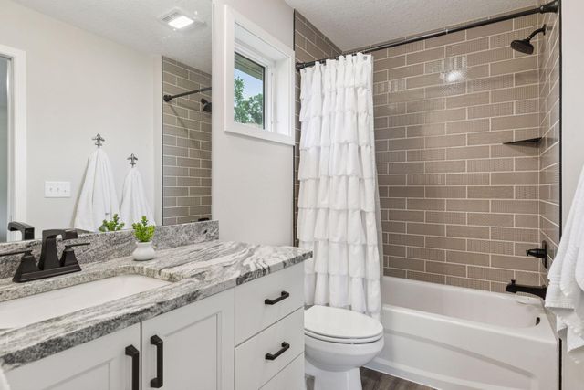 14217 Packard Street NE, Ham Lake, MN 55304