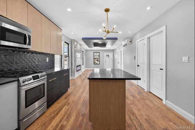 120-14 165th Street, Jamaica, NY 11434