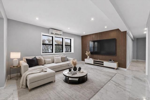 120-14 165th Street, Jamaica, NY 11434