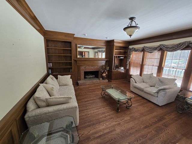 9111 Brentmeade Blvd, Brentwood, TN 37027
