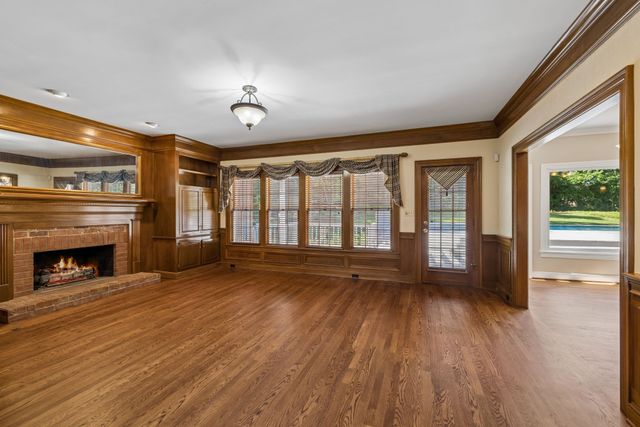 9111 Brentmeade Blvd, Brentwood, TN 37027