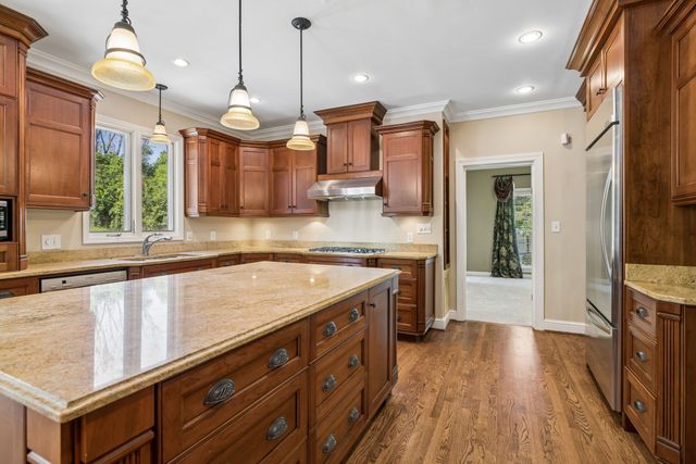 9111 Brentmeade Blvd, Brentwood, TN 37027
