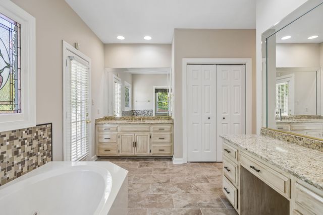 9111 Brentmeade Blvd, Brentwood, TN 37027