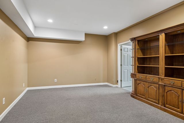 9111 Brentmeade Blvd, Brentwood, TN 37027