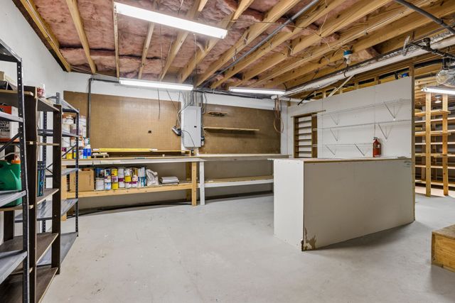 9111 Brentmeade Blvd, Brentwood, TN 37027