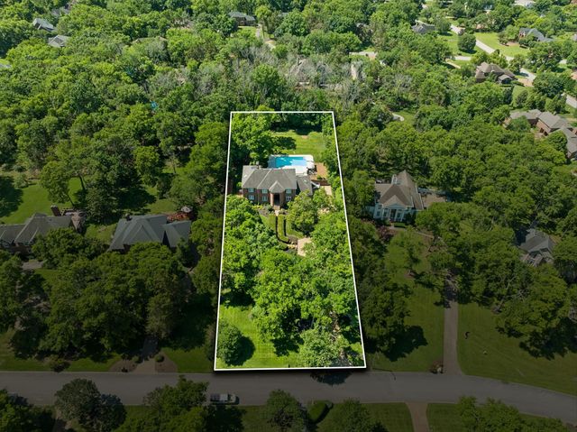 9111 Brentmeade Blvd, Brentwood, TN 37027
