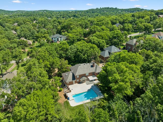 9111 Brentmeade Blvd, Brentwood, TN 37027