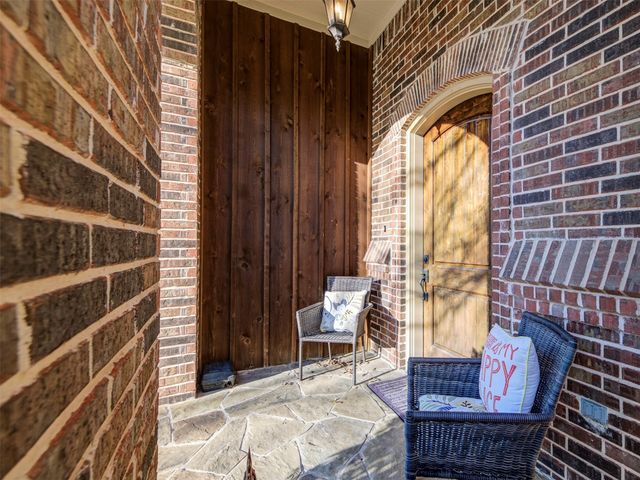 280 Moonlight Bay Drive, Chico, TX 76431