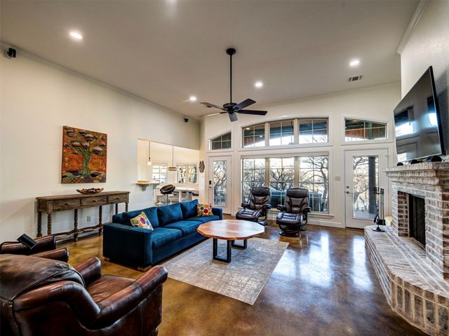 280 Moonlight Bay Drive, Chico, TX 76431