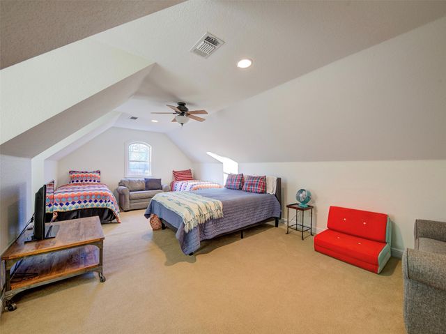 280 Moonlight Bay Drive, Chico, TX 76431