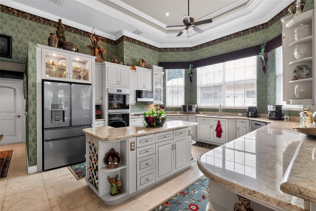 Image 3 of property listing at 7957 S PARK PLACE, Orlando, FL 32819