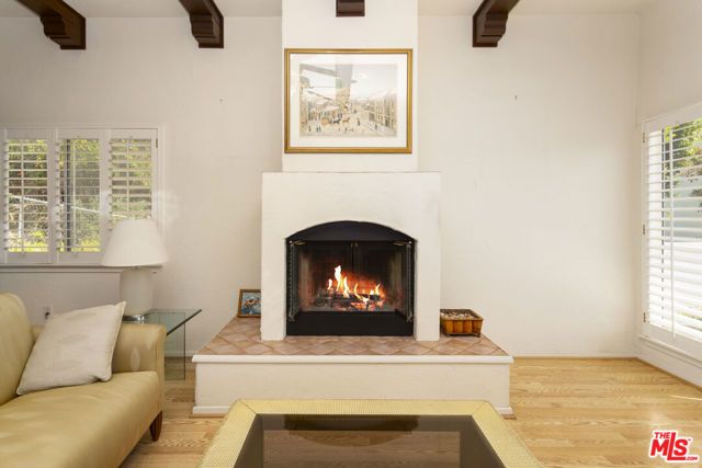 4996 Llano Drive, Woodland Hills (los Angeles), CA 91364