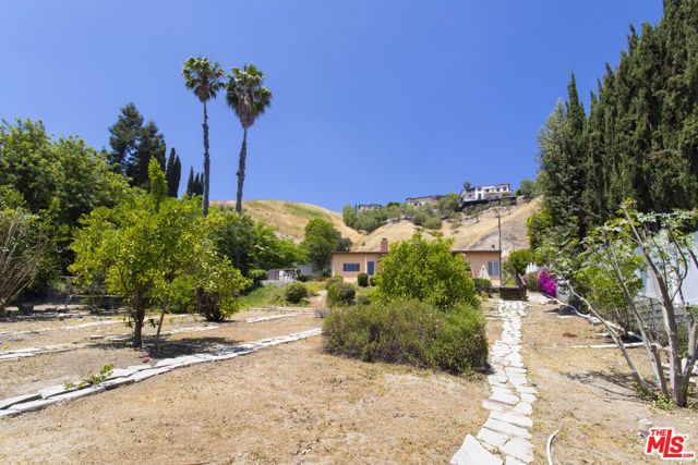 4996 Llano Drive, Woodland Hills (los Angeles), CA 91364