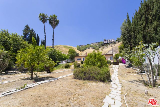 4996 Llano Drive, Woodland Hills (los Angeles), CA 91364