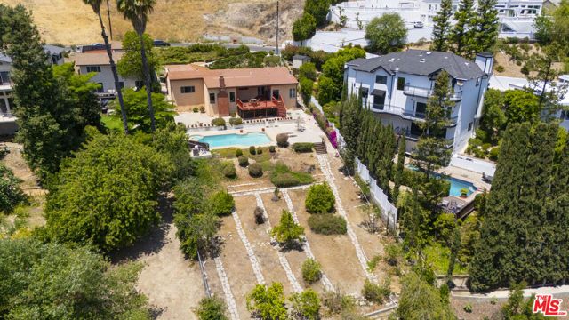 4996 Llano Drive, Woodland Hills (los Angeles), CA 91364