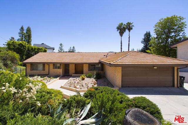 4996 Llano Drive, Woodland Hills (los Angeles), CA 91364