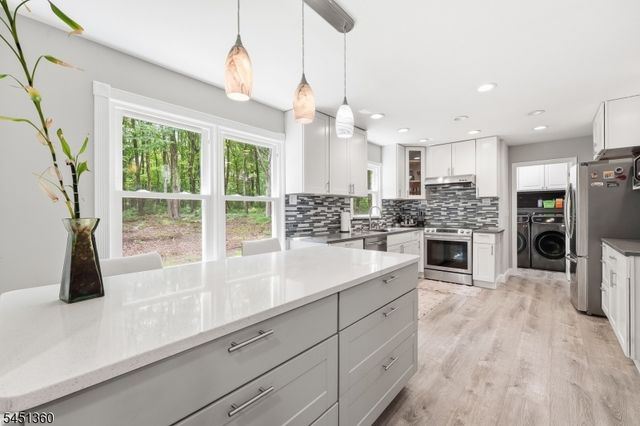 75 Waterloo Rd, Mount Olive Twp., NJ 07828