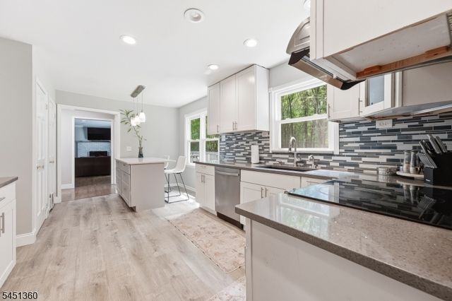 75 Waterloo Rd, Mount Olive Twp., NJ 07828