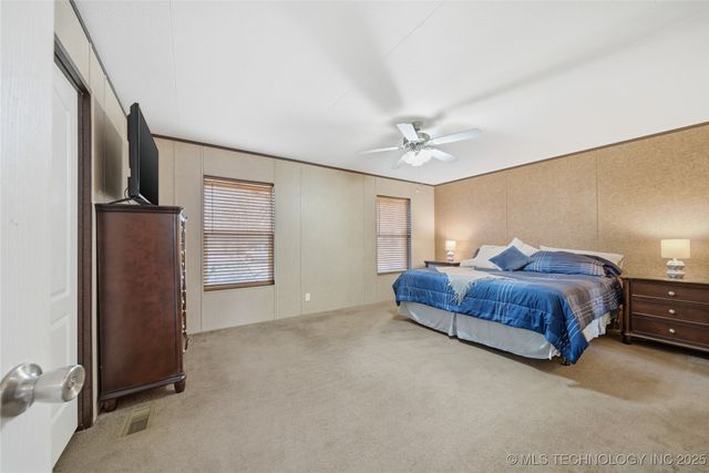 15975 S 187th West Avenue, Kellyville, OK 74039