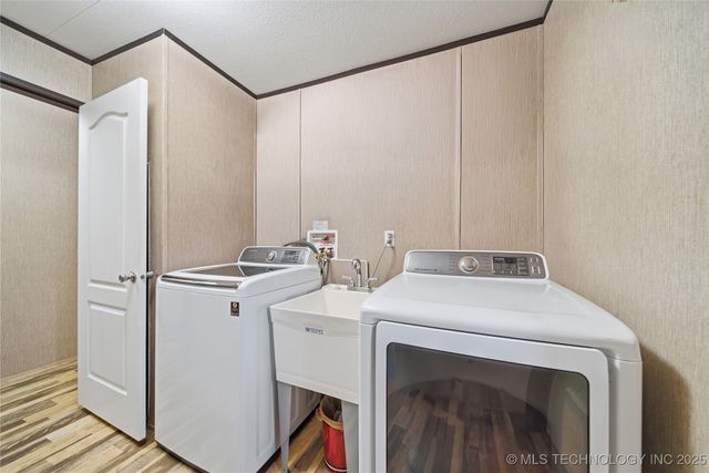 15975 S 187th West Avenue, Kellyville, OK 74039