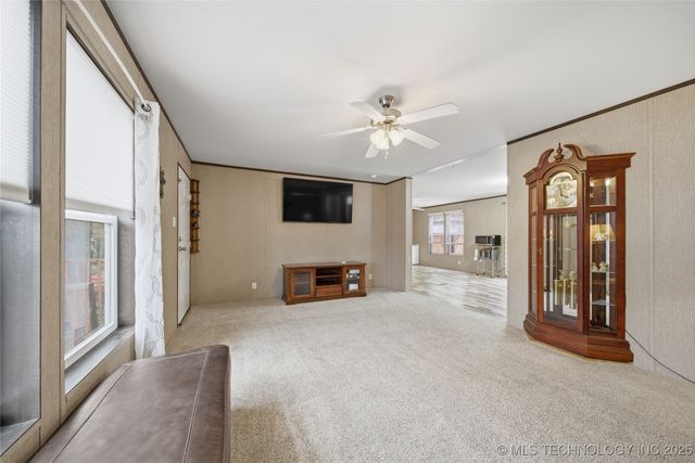 15975 S 187th West Avenue, Kellyville, OK 74039