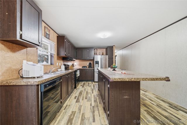 15975 S 187th West Avenue, Kellyville, OK 74039