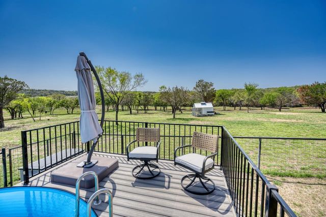 452 Sandy Cemetery Rd., Johnson City, TX 78636
