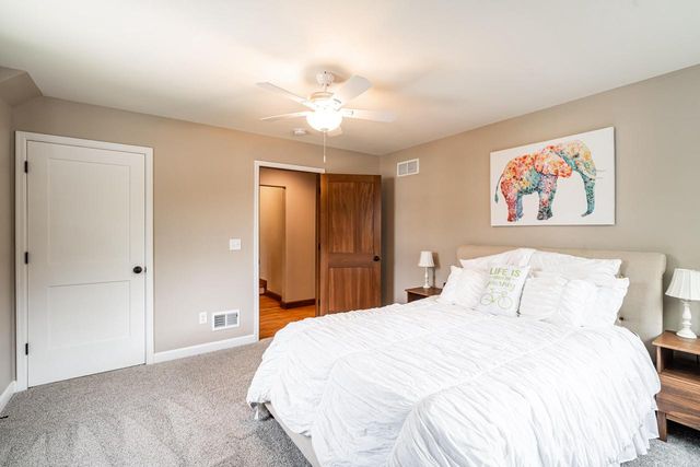 2550 N 93rd STREET, Wauwatosa, WI 53226