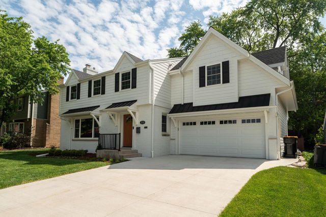 2550 N 93rd STREET, Wauwatosa, WI 53226
