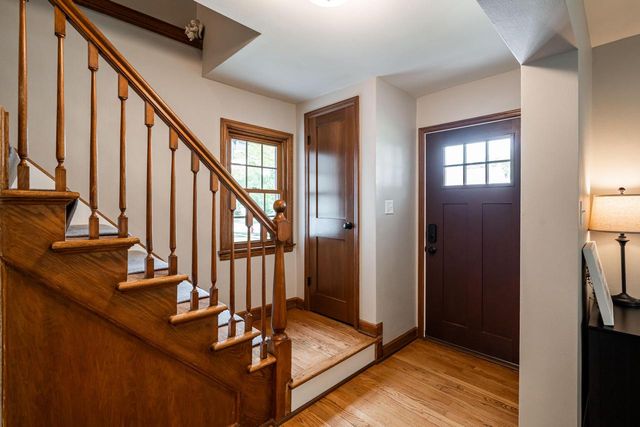2550 N 93rd STREET, Wauwatosa, WI 53226