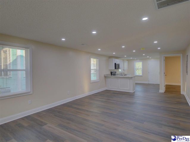 802 1/2 Sumter St, Florence, SC 29501