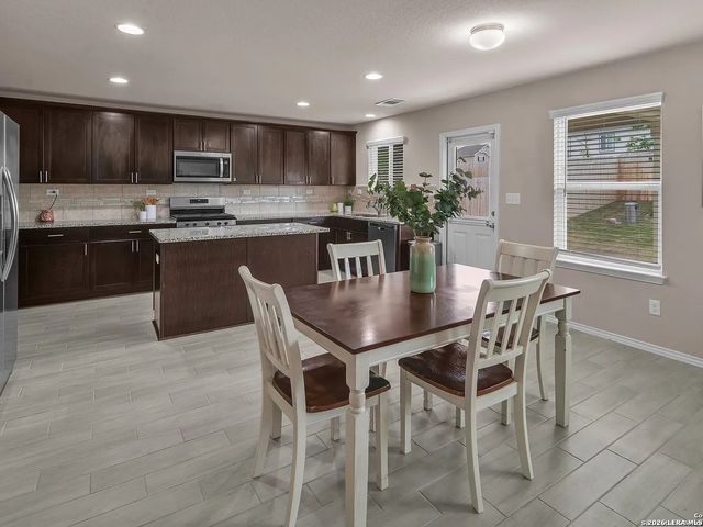 12023 SITIO PLNS, San Antonio, TX 78254