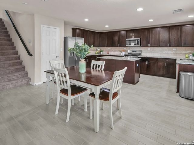 12023 SITIO PLNS, San Antonio, TX 78254