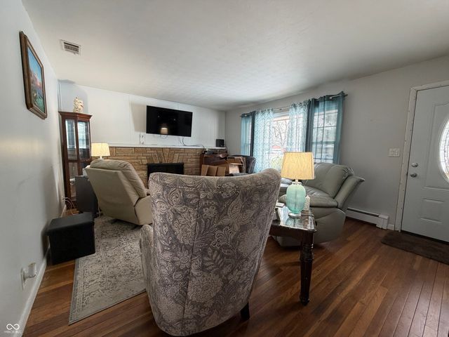 14523 Sowers Drive, Fishers, IN 46038