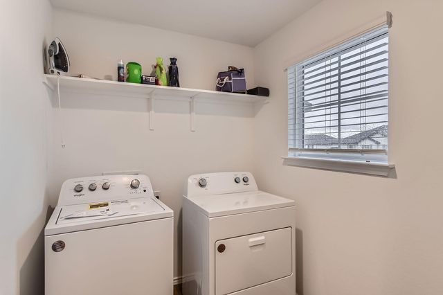 18517-A Cremello DR, Manor, TX 78653