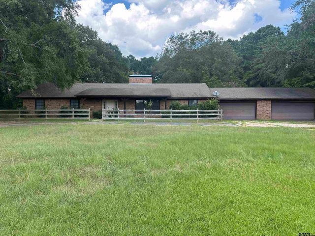 141 Meador Rd, Kilgore, TX 75662