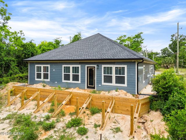 1344 N Palo Alto Avenue, Panama City, FL 32401
