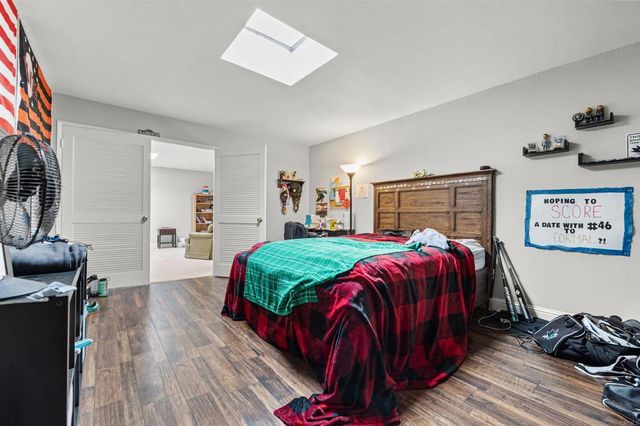 2537 Navarra Drive 9-B, Carlsbad, CA 92009