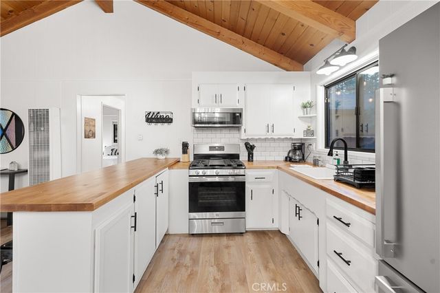 42540 Cedar Avenue, Big Bear Lake, CA 92315