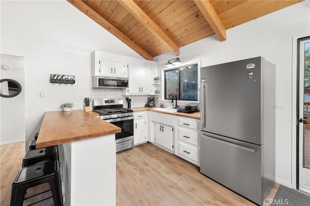 42540 Cedar Avenue, Big Bear Lake, CA 92315