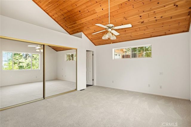 30930 Glen Oak, Running Springs, CA 92382