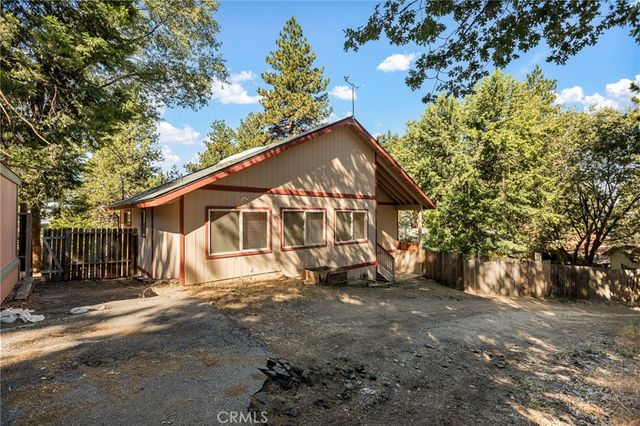 30930 Glen Oak, Running Springs, CA 92382